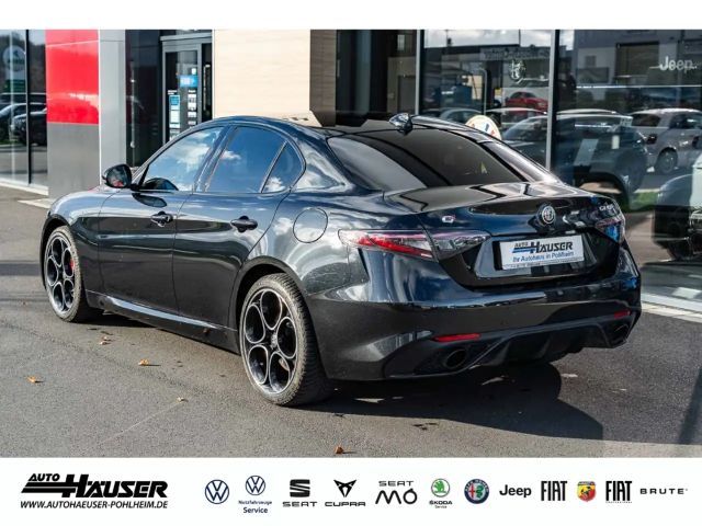 Alfa Romeo Giulia AT8 Q4 Turbo Veloce