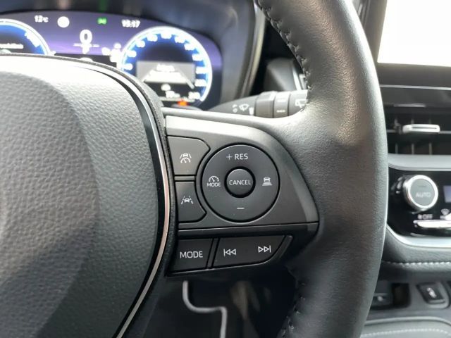 Toyota Corolla Hybride Team D