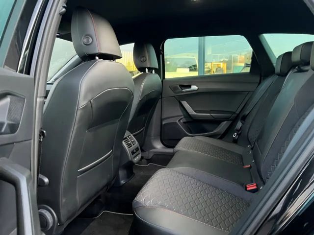 Seat Leon 1.5 eTSI FR-lijn Sportstourer