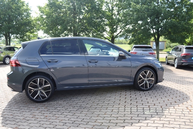 Volkswagen Golf 1.5 eTSI DSG