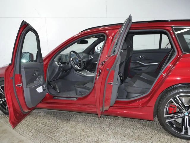 BMW 330 330e M-Sport Touring