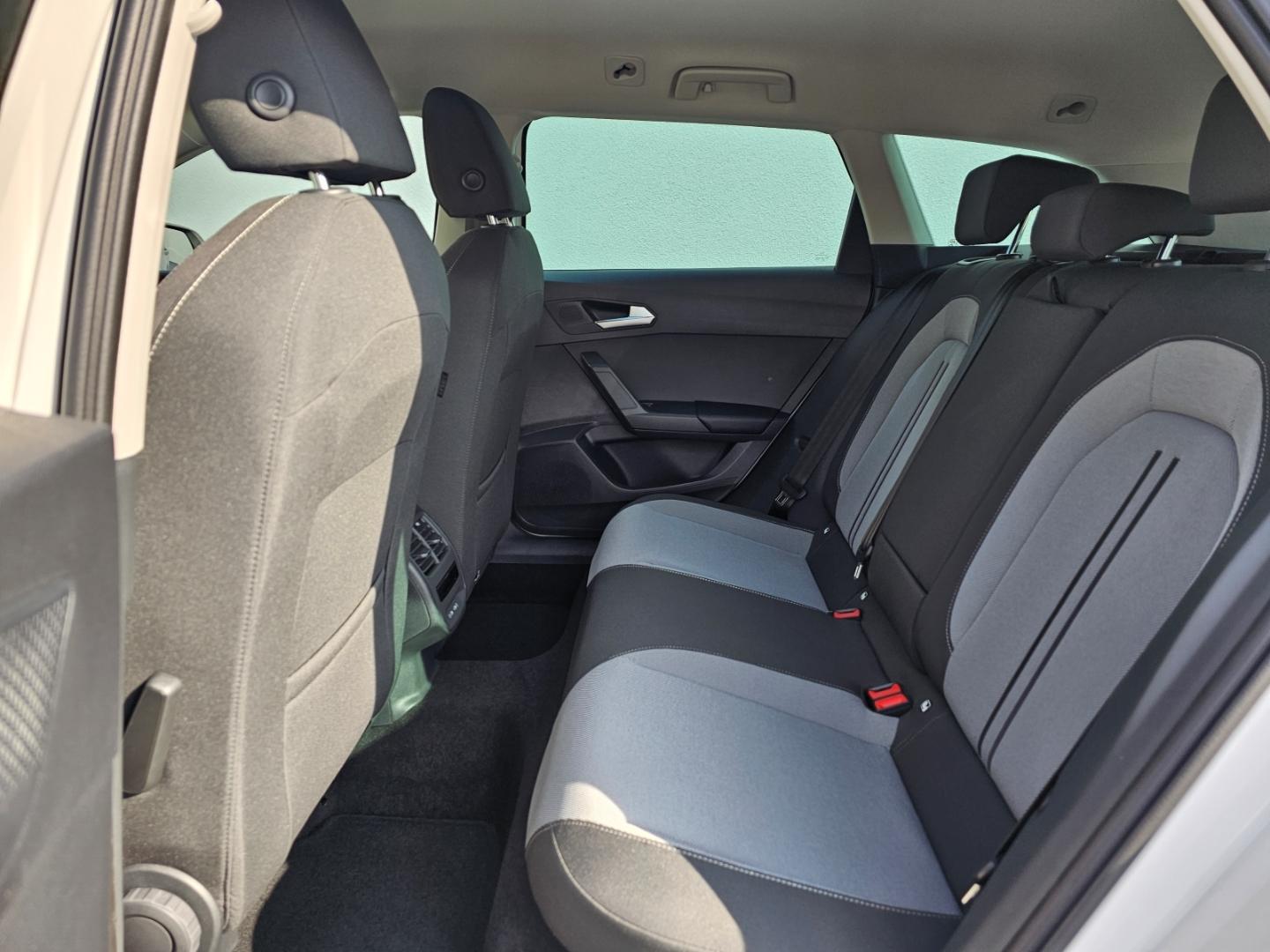 Seat Leon 2.0 TDI DSG Sportstourer Style