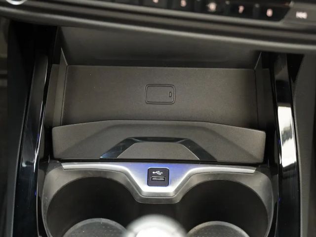 BMW 116 116d M-Sport Sedan