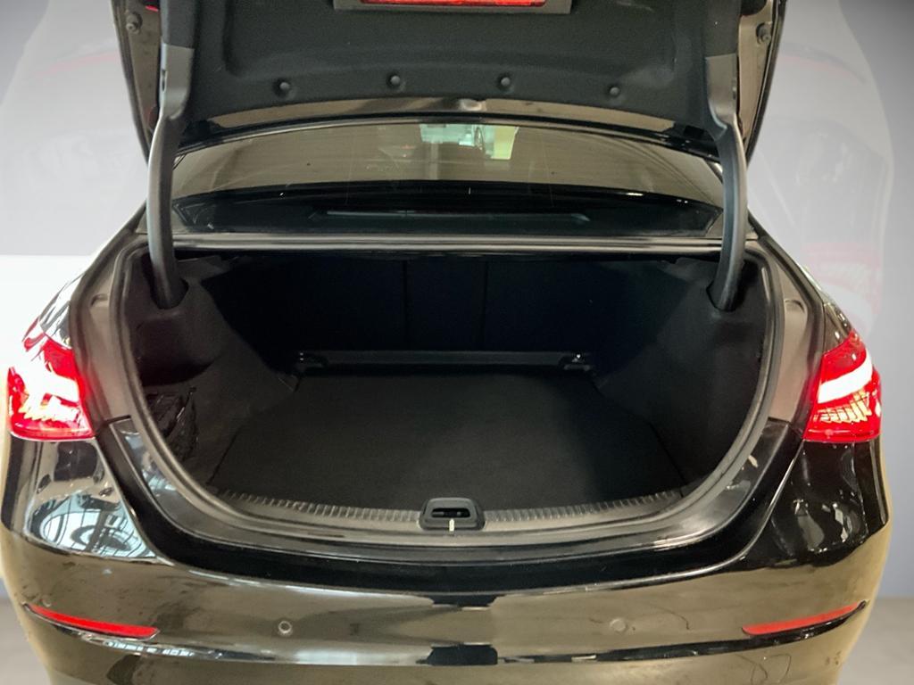 Mercedes-Benz C 200 AVANTGARDE Sedan