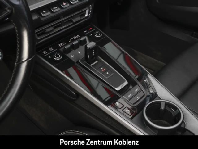 Porsche 992 Cabrio Carrera