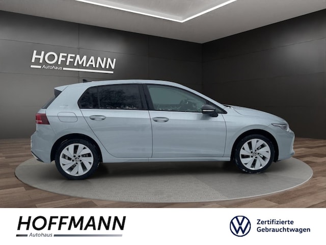 Volkswagen Golf 1.5 eTSI DSG