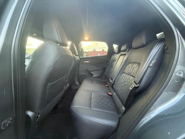 Nissan Qashqai LED, HEAD-UP, LEDER, NAVI