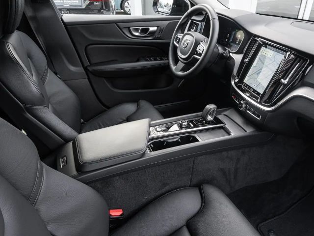 Volvo V60 Cross Country AWD Plus