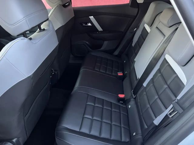 Citroën C4 Hybrid Max