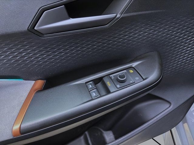 Cupra Born Born PDC SITZHZG LED KLIMA LM19 DAB+