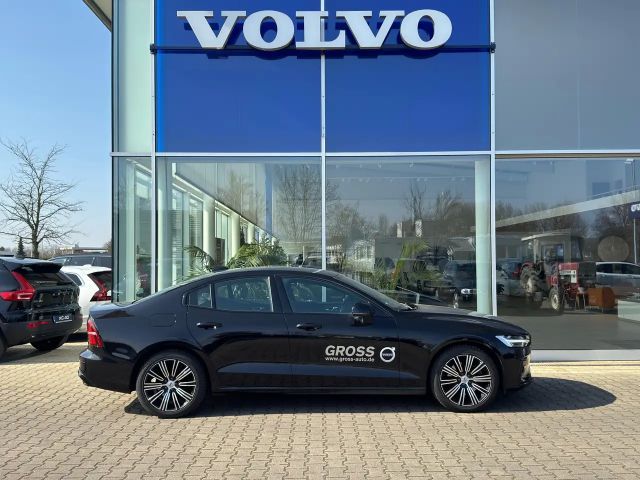 Volvo S60 Dark Plus