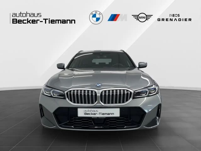 BMW 320 320e M-Sport Touring xDrive