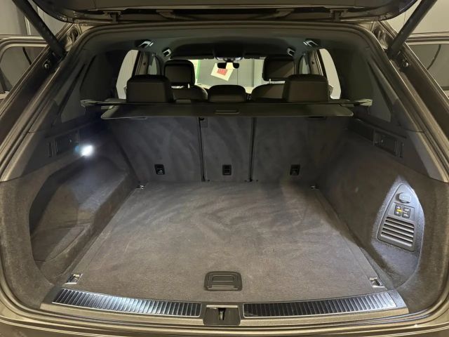 Volkswagen Touareg 4Motion R-Line