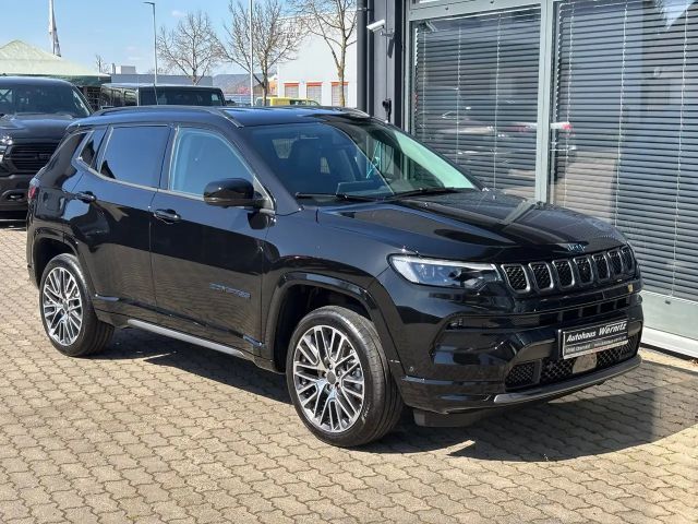 Jeep Compass 4xe Summit