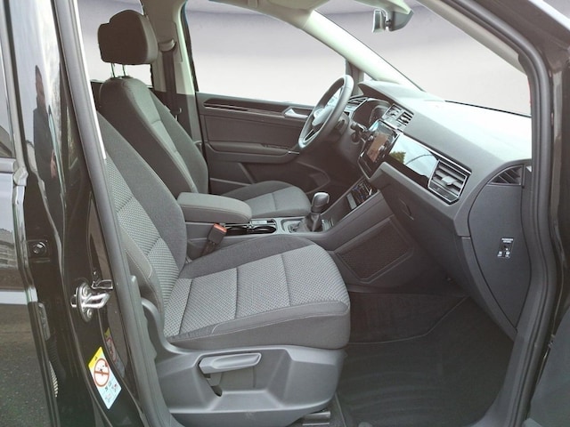 Volkswagen Touran DSG IQ.Drive R-Line