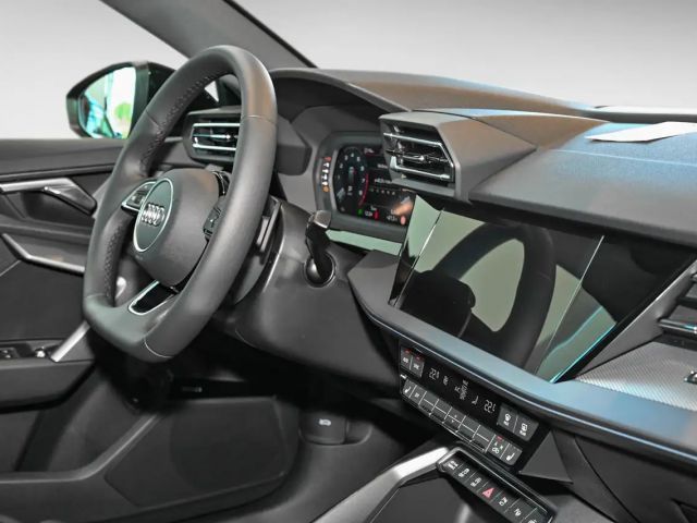 Audi A3 35 TFSI S-Line Sedan Sportback