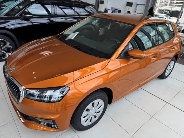 Skoda Fabia Essence 1.0 SHZG*Klima*PDC*LED*4-Türen