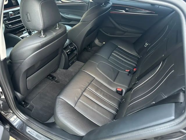 BMW 520 520d Luxury Line xDrive