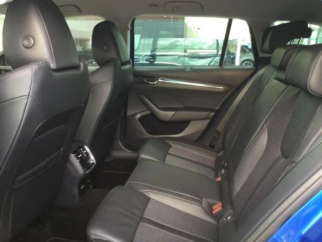 Skoda Octavia 2.0 TDI Combi Style Style