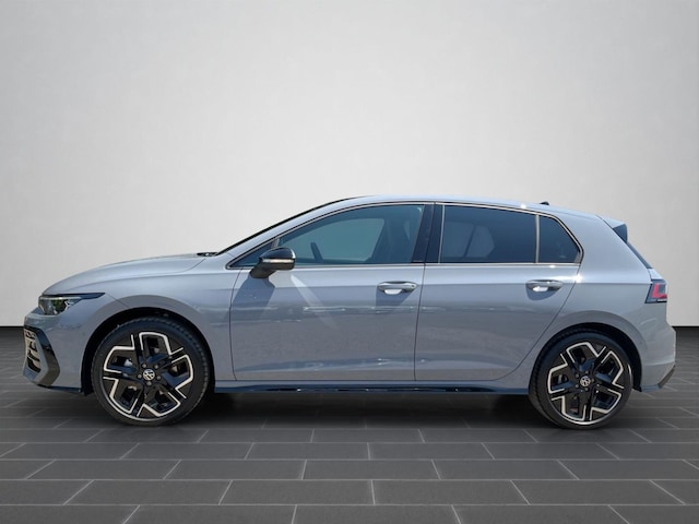 Volkswagen Golf DSG R-Line