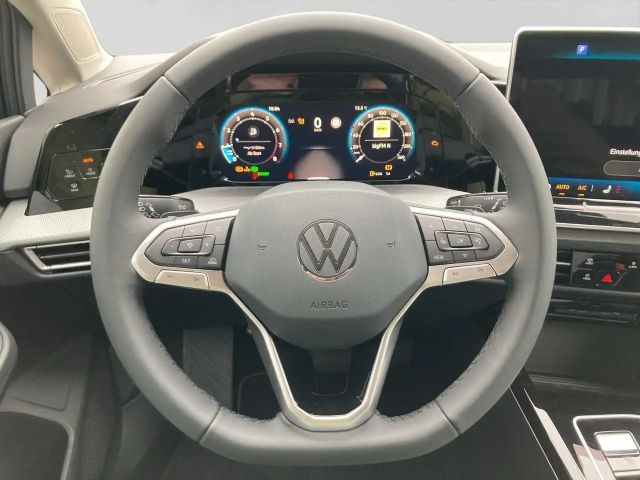 Volkswagen Golf 1.5 eTSI DSG Style