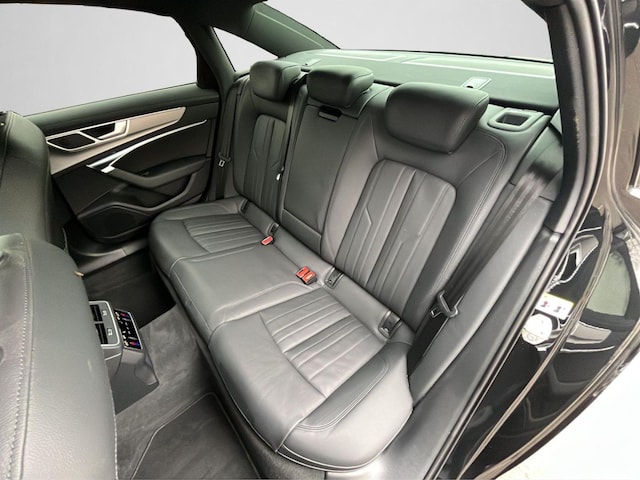 Audi A6 55 TFSI Quattro S-Tronic Sedan