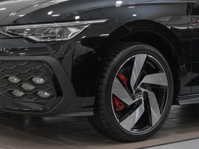 Volkswagen Golf DSG GTI Style