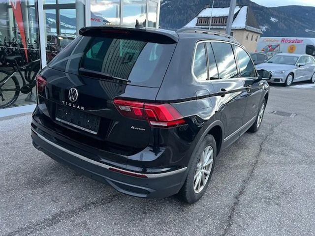 Volkswagen Tiguan 4Motion DSG Life