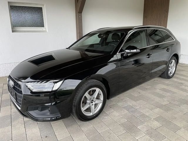 Audi A4 Avant S-Tronic