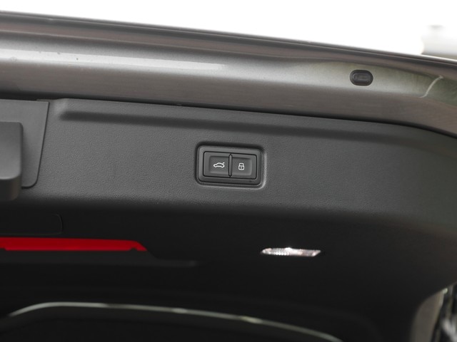 Audi A6 e-tron Avant Quattro