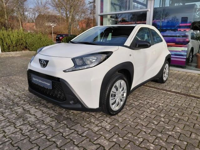 Toyota Aygo X Hatchback Play X-play