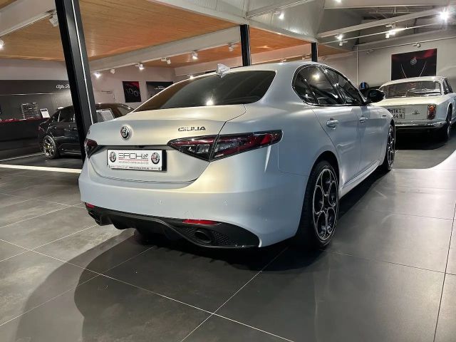 Alfa Romeo Giulia Q4
