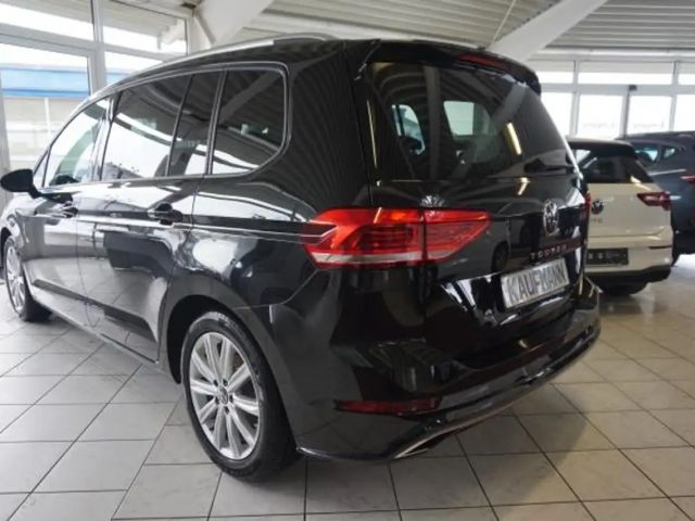 Volkswagen Touran DSG R-Line