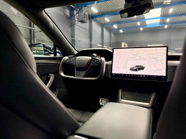 Tesla Model S Long Range