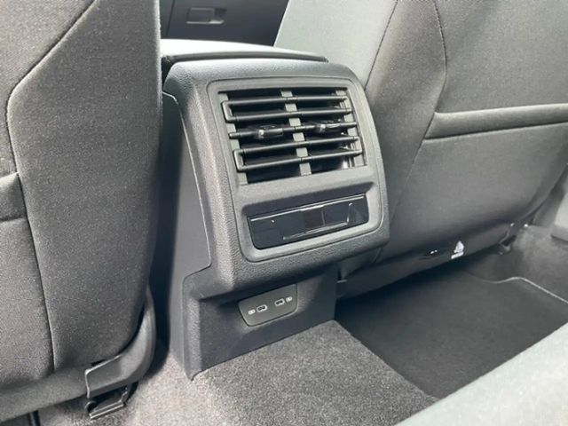 Volkswagen Golf 1.5 TSI Golf VIII Life