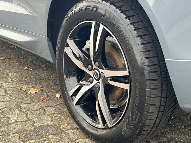 Volvo XC60 AWD R-Design T6