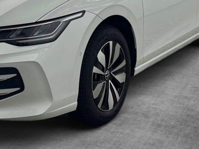 Volkswagen Golf 1.5 eTSI Golf VIII