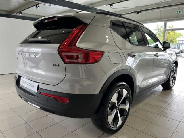 Volvo XC40 Dark Plus