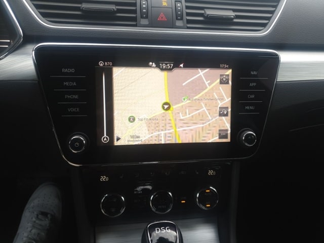 Skoda Superb 2.0 TDI Combi