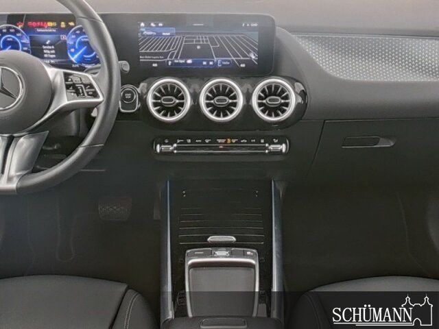 Mercedes-Benz EQA 300 4MATIC