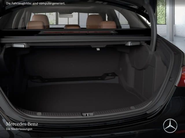 Mercedes-Benz E 300 AMG Line Sedan