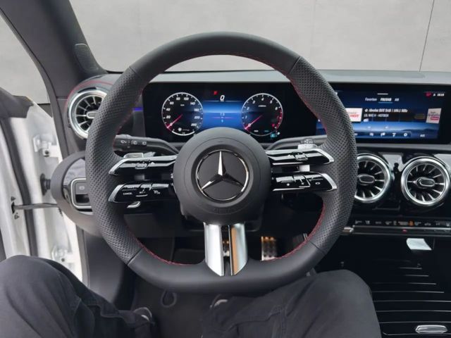Mercedes-Benz CLA 200 CLA