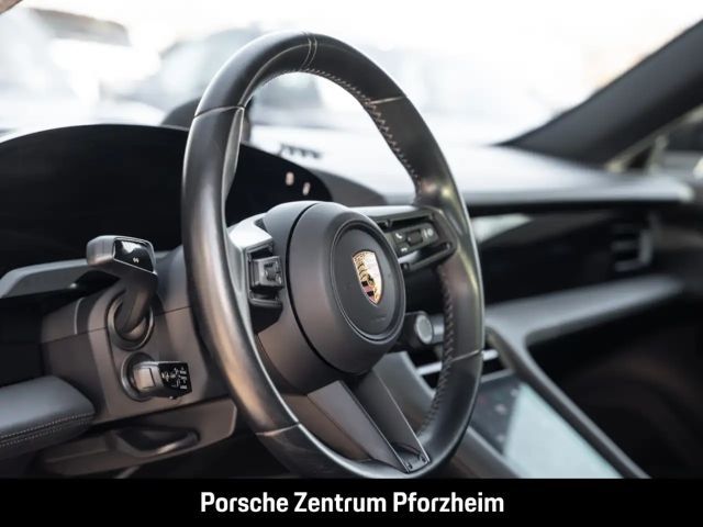Porsche Taycan 4S Cross Turismo