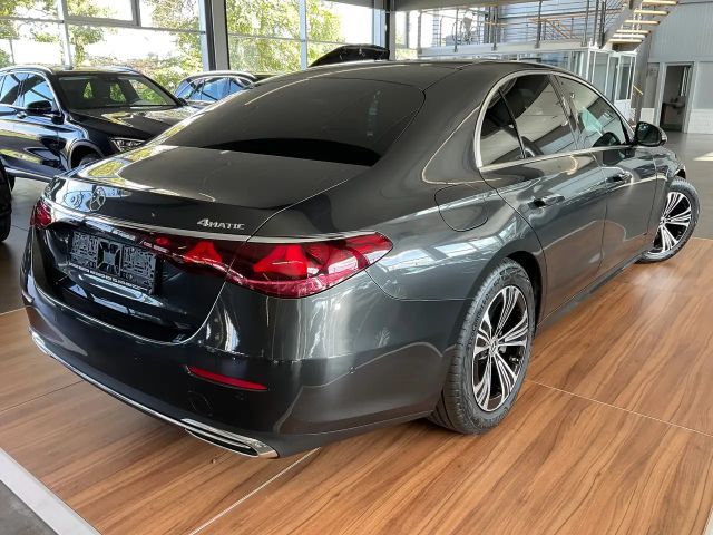 Mercedes-Benz E 450 4MATIC AVANTGARDE Sedan