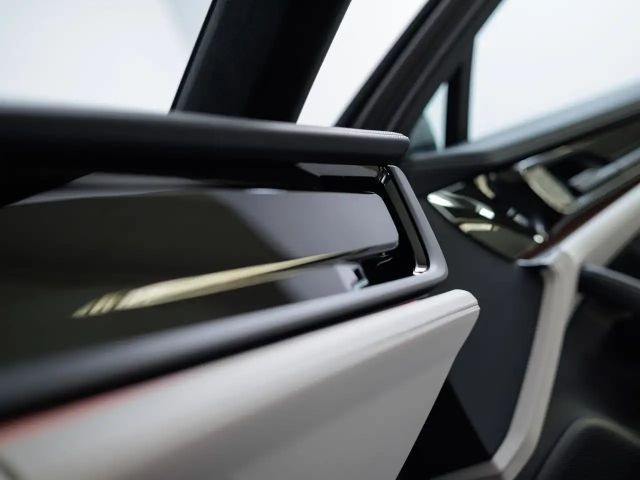 Porsche Panamera 4 E-Hybrid