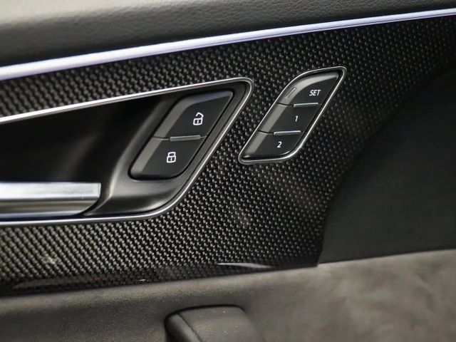 Audi SQ8 4.0 TFSI Business Quattro