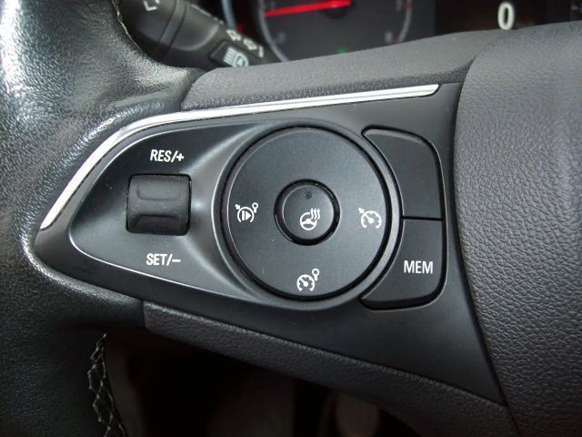 Opel Grandland X 1.2 T LED 360* SHZ LHZ Navi AHK