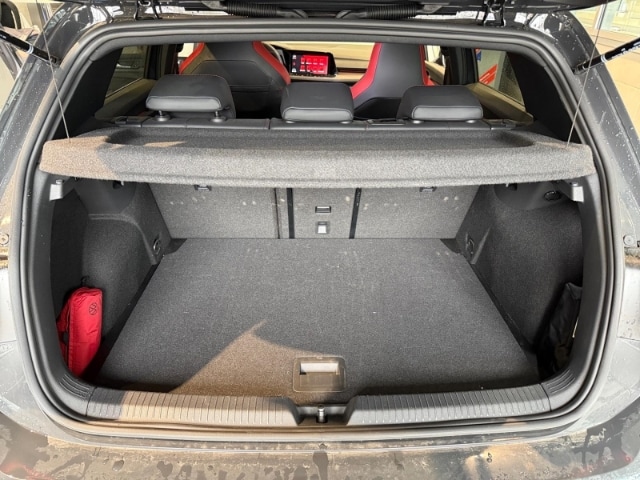 Volkswagen Golf 2.0 TSI Golf VIII