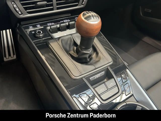 Porsche 992 Cabrio Carrera Turbo