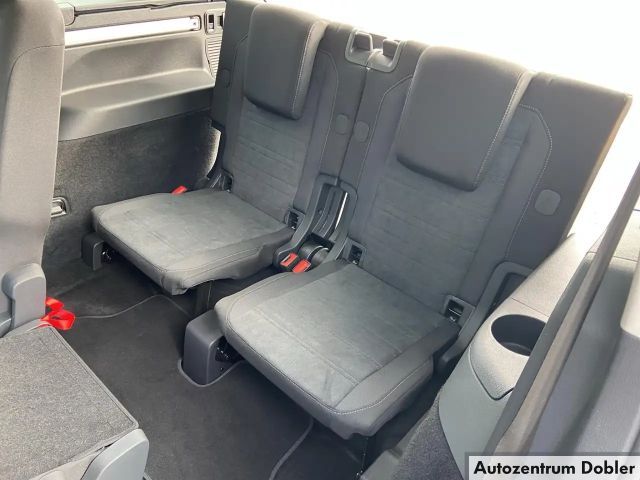 Volkswagen Touran Highline R-Line